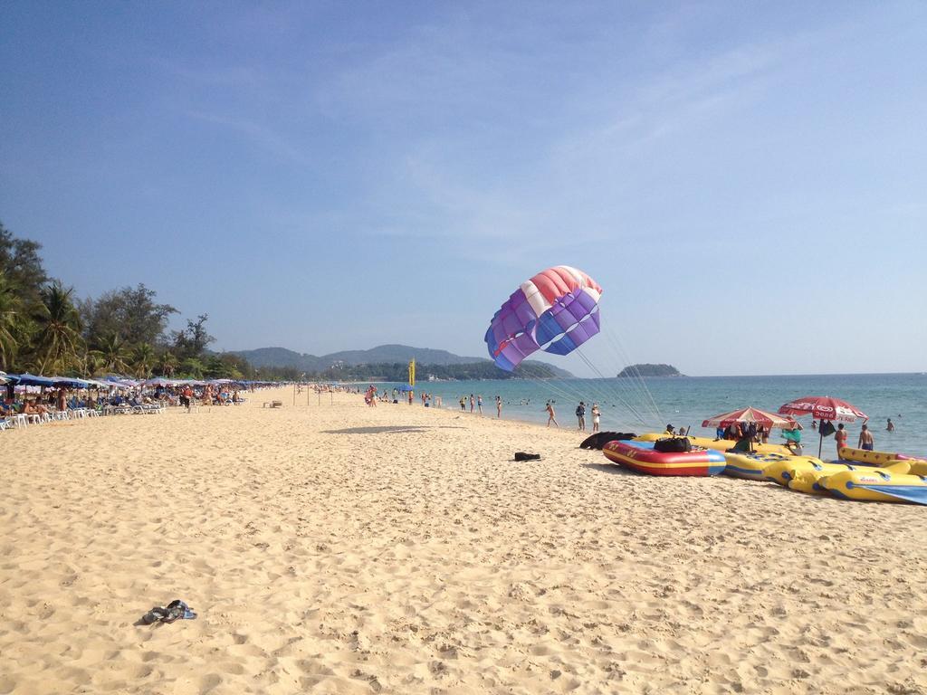 Lap Roi Karon Beachfront By Shanaya ภายนอก รูปภาพ